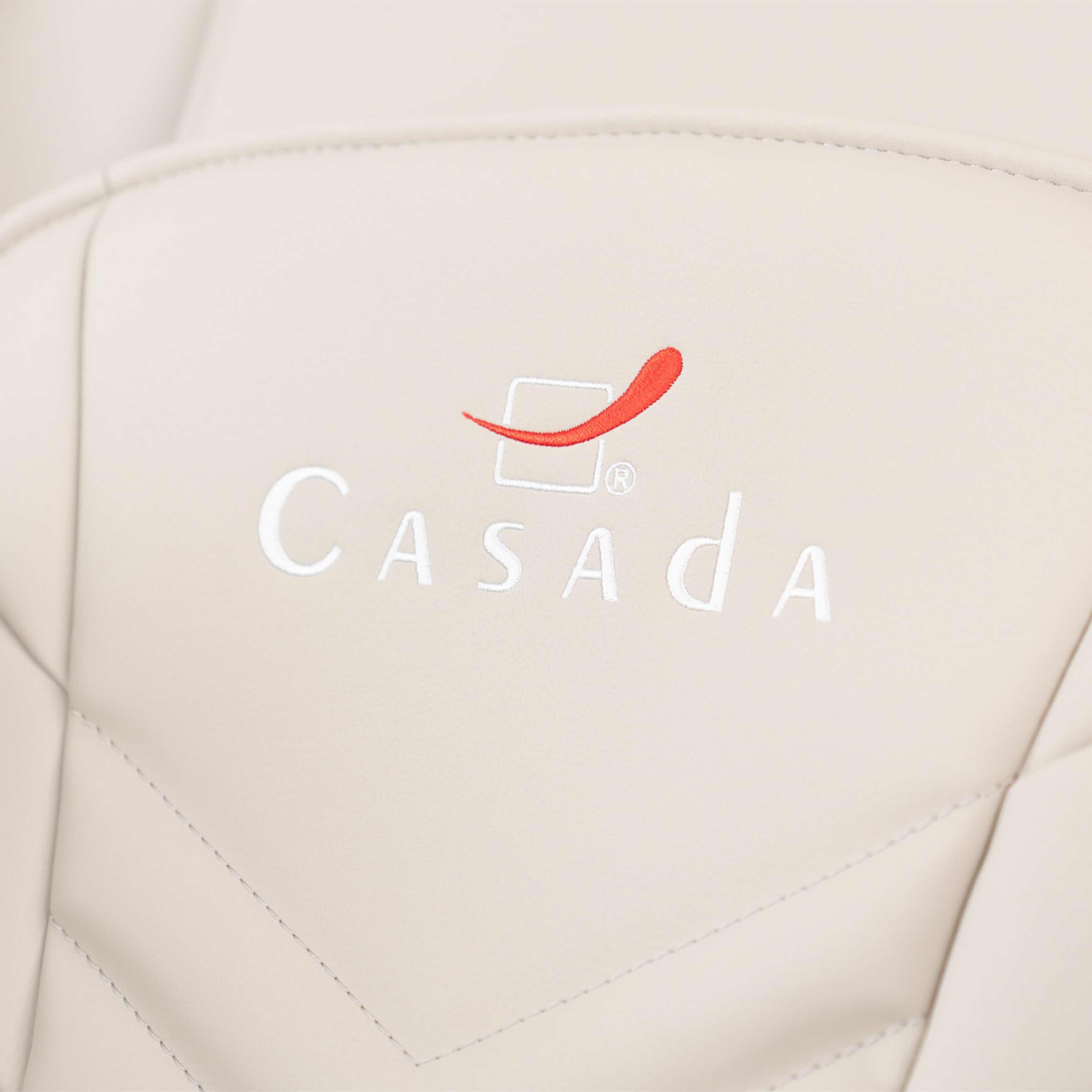 Logo Casada na poduszce w fotelu masującym Betasonic III kolorystyka kremowa 